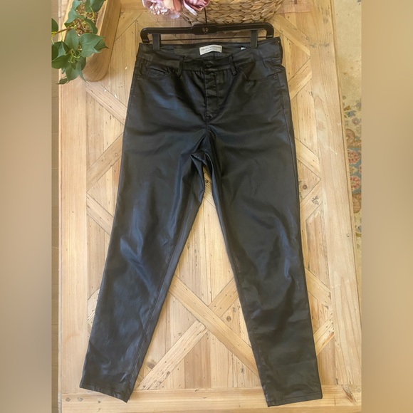 Social Standard by Sanctuary Pants Black Faux Leather Vegan Size 10 EUC - Picture 2 of 7